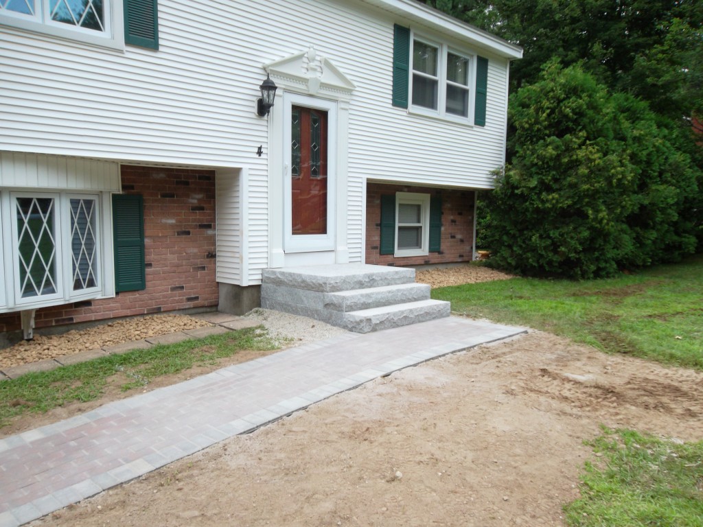 Brick Walkway And Granite Steps Londonderry Nh Labrie Property Maintenance And Landscaping 1037